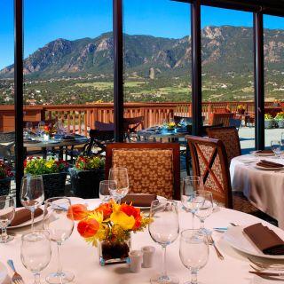 Mountain View Restaurant at Cheyenne Mountain Colorado Springs, A Dolce Resort