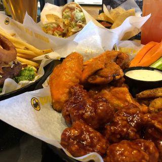 Buffalo Wild Wings - Ann Arbor - Boardwalk Dr.