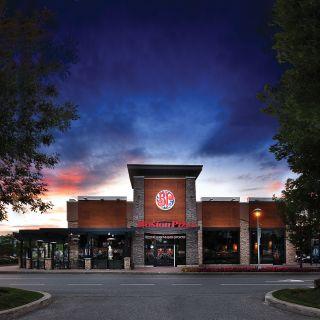 Boston Pizza - Front & John