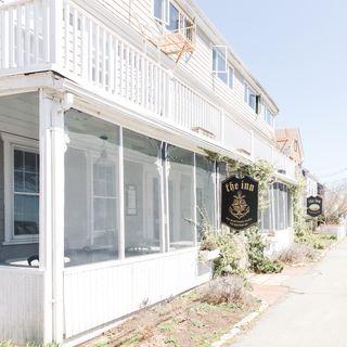 The Inn on Shipyard Park