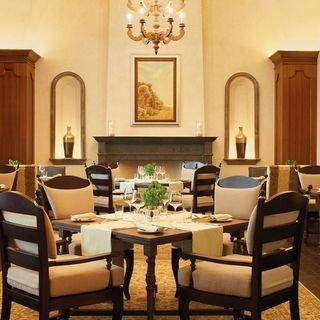 Villa Toscana - The St. Regis Abu Dhabi