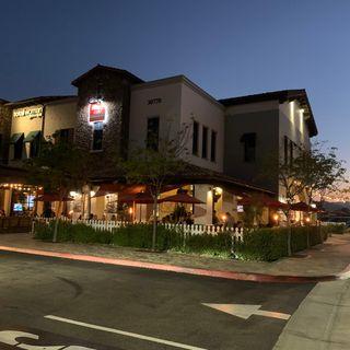 Novo Cafe - Westlake Village