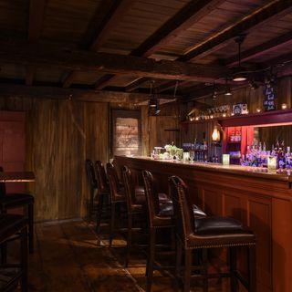 Sawmill Bar & Table