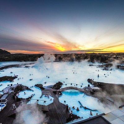 Golden Circle, Volcano Crater and Blue Lagoon Small-Group Tour