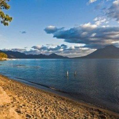 Lake Atitlán Sightseeing Cruise with Transport from Guatemala City