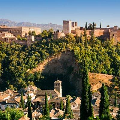 For Cruise Passengers ONLY: Granada and Alhambra from Malaga Port
