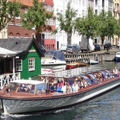 Copenhagen Sightseeing Classic Canal Tour With Live Guide