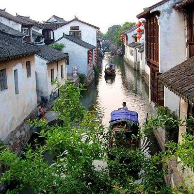 Private Flexible Suzhou City Tour with Tongli or Zhouzhuang Water Town Options 