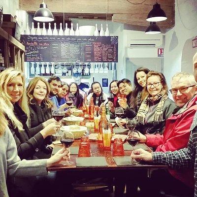 Lyon Old Town Food Tour with Local Specialties Tasting & Lunch