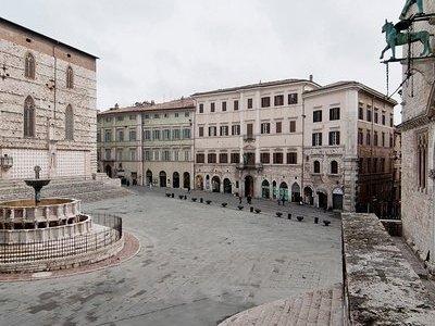 Private Perugia Walking Tour with official guide