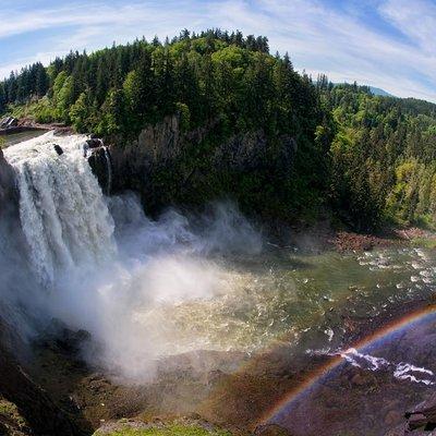 Seattle City and Snoqualmie Falls Half-Day Guided Tour 