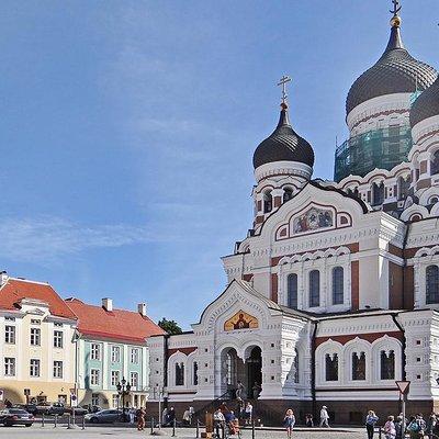 Tallinn Like a Local: Customized Private Tour