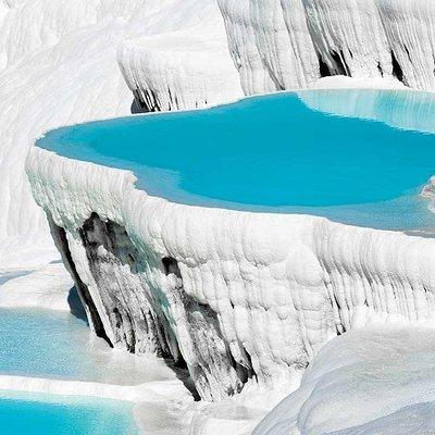 Pamukkale and Hierapolis Full-day Guided Tour from Kusadasi