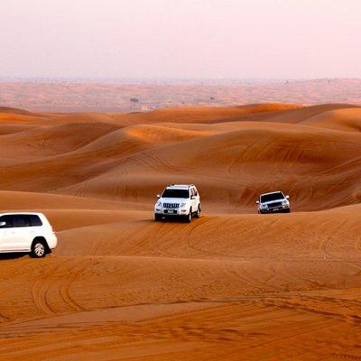 Dubai Desert Safari with BBQ Dinner Pickup from Ras Al Khaimah