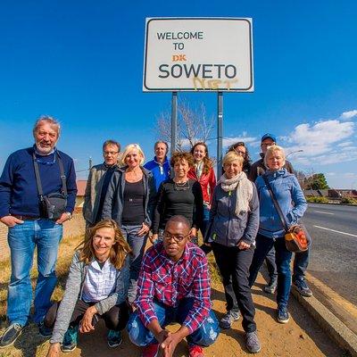 Full-Day Soweto, Apartheid Museum and Lunch Tour 