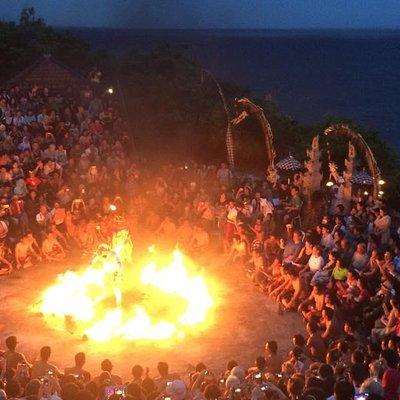 Private Uluwatu Temple and Kecak Fire Dance Evening Tour in Jimbaran Bay