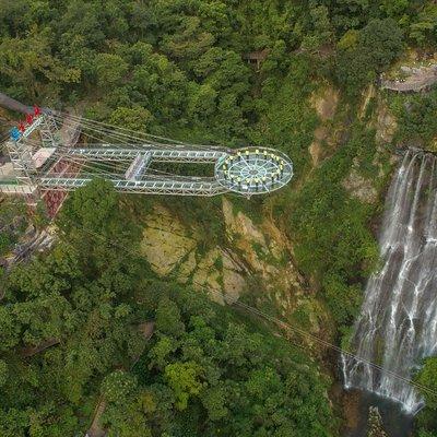 Private Day Tour to Gulong Canyon Glass Bridge from Guangzhou