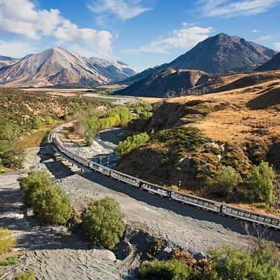 TranzAlpine Train, Arthur's Pass and Castle Hill Day Trip