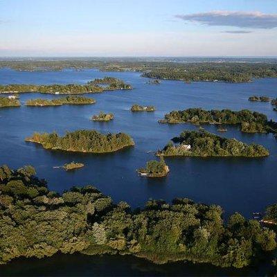 Discover The 1000 Islands / 2 Nation Tour