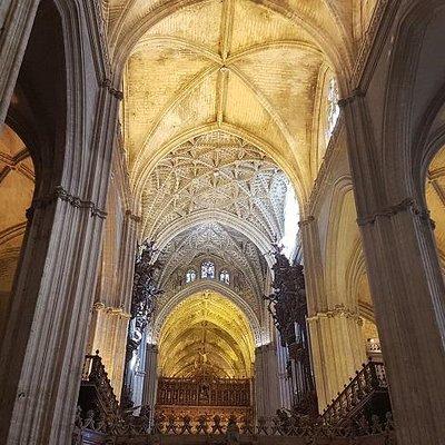 Seville Cathedral Tour including tickets and skip the line entry