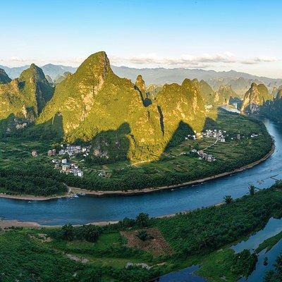 Xingping Xianggong Hill and Yangshuo Countryside Classic Day Tour