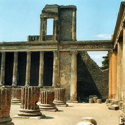 Half Day Pompeii Sightseeing Tour from Sorrento