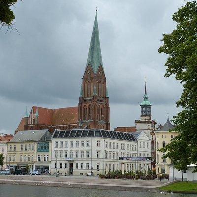 Schwerin Private Walking Tour With A Professional Guide