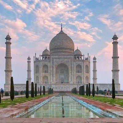 Day Trip to The Taj Mahal and Agra from Pune with Both Side Commercial Flights