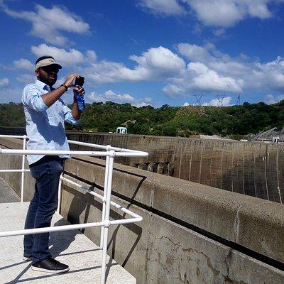 Kariba Dam wall day visit 