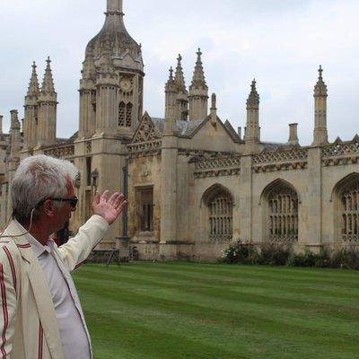  Guided Historic Walking Tour of Cambridge with Guide and Peek