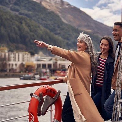 TSS Earnslaw Lake Wakatipu Steamship Cruise from Queenstown