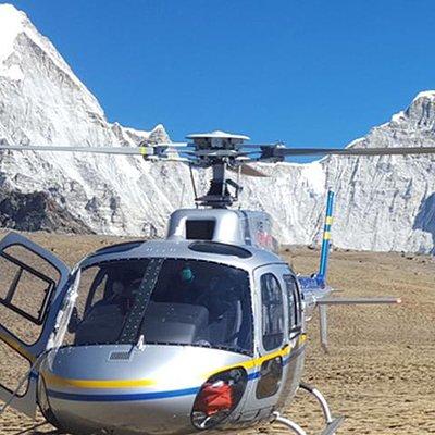 Everest Base Camp Helicopter Tour landing at Hotel Everest View