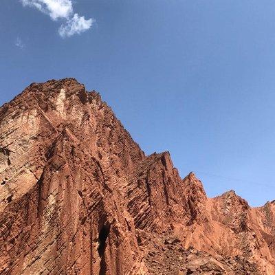 Private Day Tour to Kizil Caves and Tianshan Canyon from Urumqi by Air