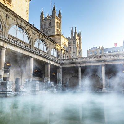 Stonehenge and Bath Tour from London