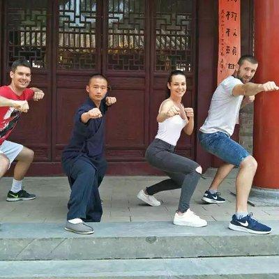 Zhengzhou Private Tour to Shaolin Temple including Kungfu Lesson and Activities