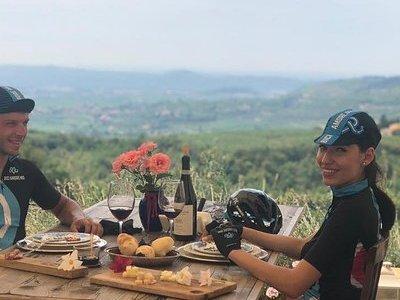 Bike Station Valpolicella: E-bike tour & Amarone Tasting