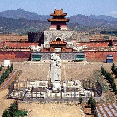 Tianjin Private Round Trip Transfer to Huangyaguan Pass and Eastern Qing Tombs