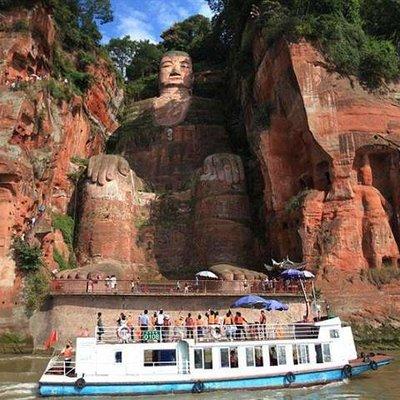 Leshan Giant Buddha Day Tour