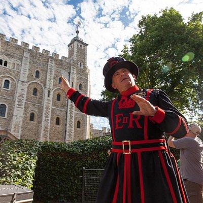 Best of London: Tower of London, Thames & Changing of the Guard