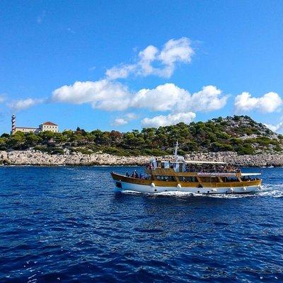 From Zadar: Kornati National Park Day Trip with Breakfast & Lunch