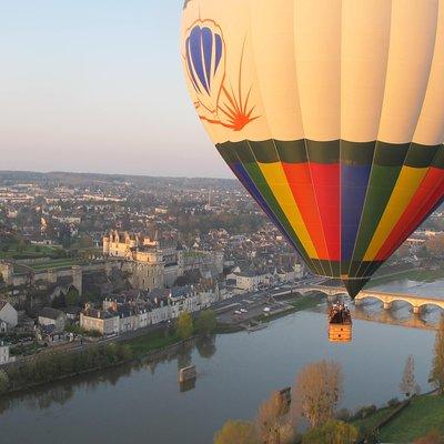 Hot-Air Balloon Ride over the Loire Valley, from Amboise or Chenonceau