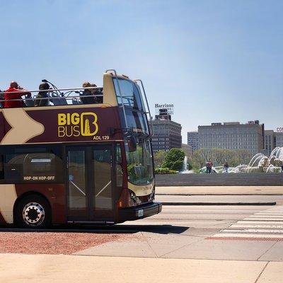 Big Bus Chicago: Hop-On Hop-Off Sightseeing Tour by Open-Top Bus