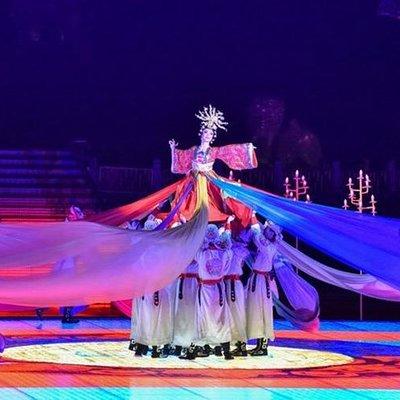 Skip the Line: Xi'an Tang Dynasty Show Ticket & Dumpling Dinner or Royal Banquet