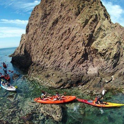 Cabo de Gata Active. Guided kayak and snorkel route through coves of the Natural Park