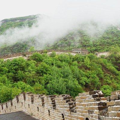 Zhengzhou Private Day Trip to Mutianyu Great Wall by Bullet Train