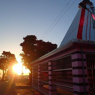 Kunjapuri Temple Sunrise Trek With Professional Guide 