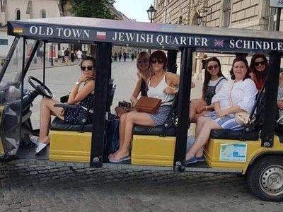 Krakow: Guided City Tour by Golf Buggy (with hotel pickup)