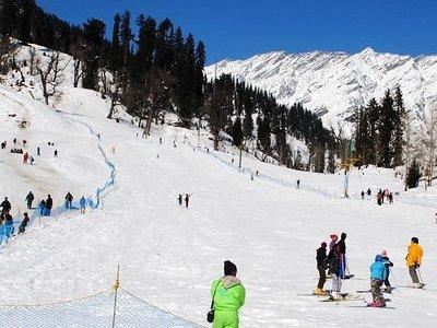 Scenic beauty of Himachal 12 Days