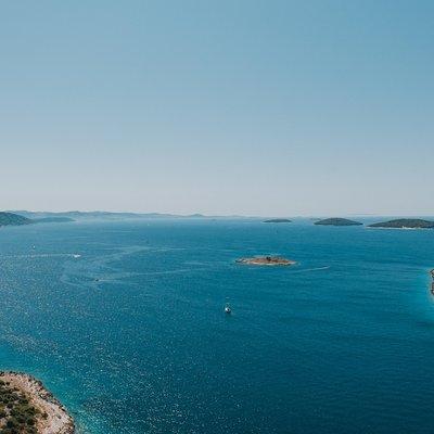 Šibenik Riviera boat tour: Zlarin + Prvić + Tijat