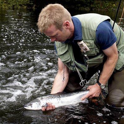 Atlantic Salmon & Sea Trout fishing.Erriff River, Mayo. French speaking Ghillie.